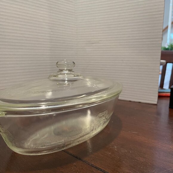 Vintage Glass Casserole Dish With Lid Embossed Floral Design - Picture 7 of 12